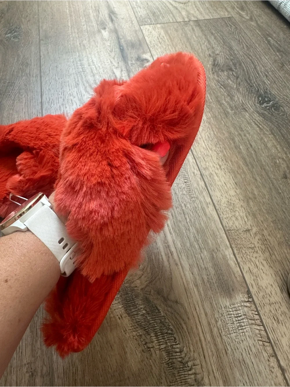 NWT! Cat & Jack Kid’s Slide Slippers, Criss Cross, Red/Orange, Faux Fur, L 4/5